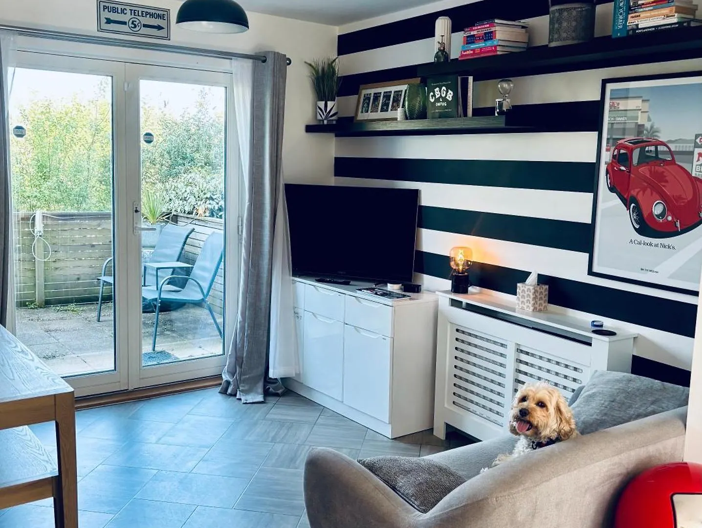 4 Bed Townhouse With Spectacular Views 4 Miles From Cardiff 10Min Drive Or Train Journey To City Centre 0*,